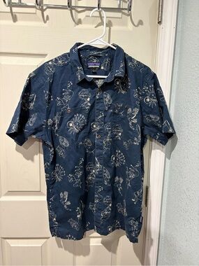 Patagonia Navy Blue Short-Sleeve Button-Down Shirt Hemp blend Go Solar No Dams